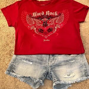 Hard Rock Cafe Red Graphic Short Sleeve Tee
